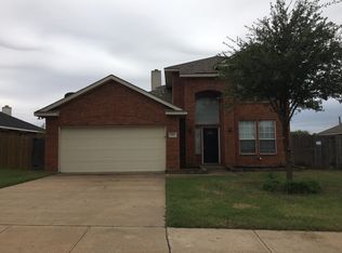 568 Stonewall Ct, Cedar Hill, TX 75104