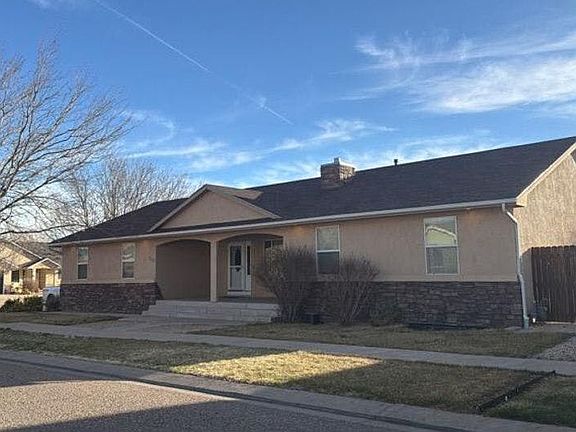 2nd image of 3324 Bighorn Ln