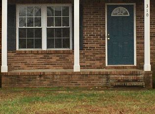 310 Atlantic Ave, Oak Grove, KY 42262