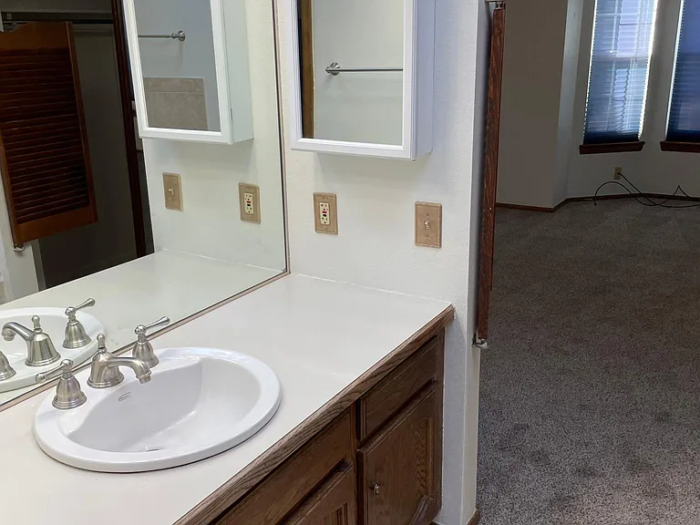 10268 Julian Ct — Photo 26