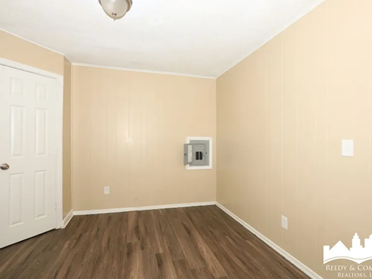 158 Pickett Rd — Photo 14