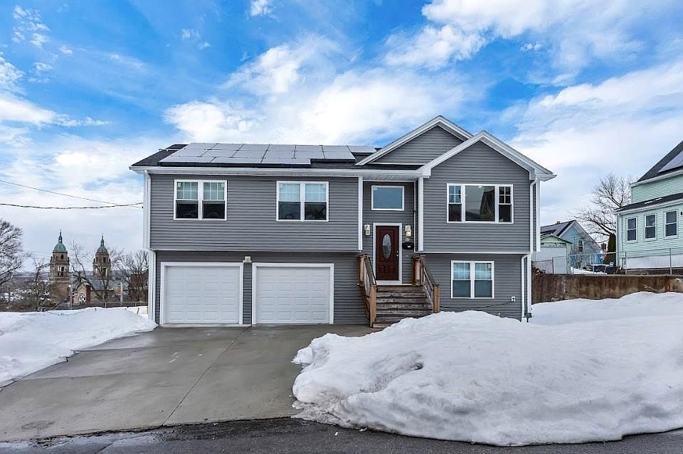 1st image of 40 Burnside Ave