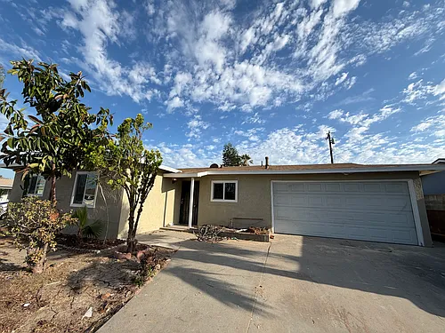 18222 Hespero St Photo 1