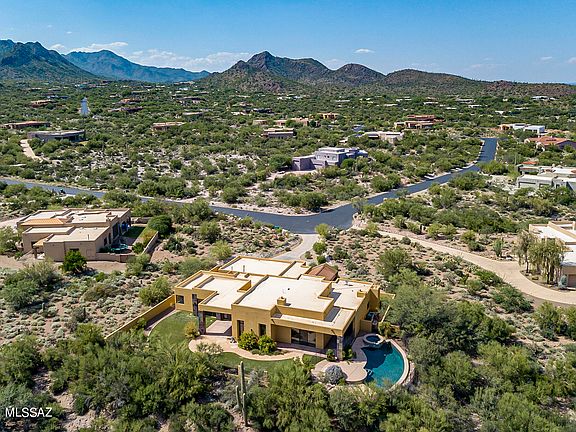 3rd image of 1364 N Acacia Cliffs Ct