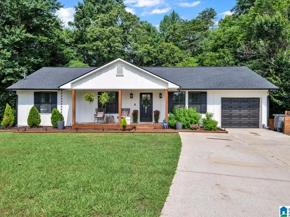 6400 Glenview Cir, Gardendale, AL 35071
