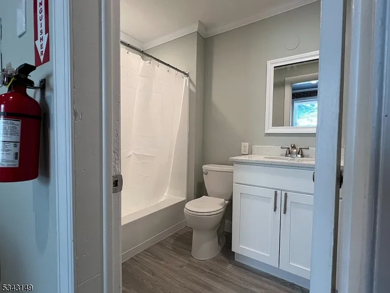60 Veterans Memorial Dr E #105 — Photo 10