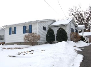 34W391 Illinois St, St Charles, IL 60174