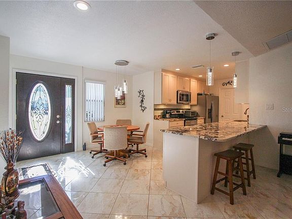 4th image of 3045 Pine Forest Dr