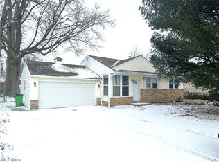 31103 Royalview Dr, Willowick, OH 44095