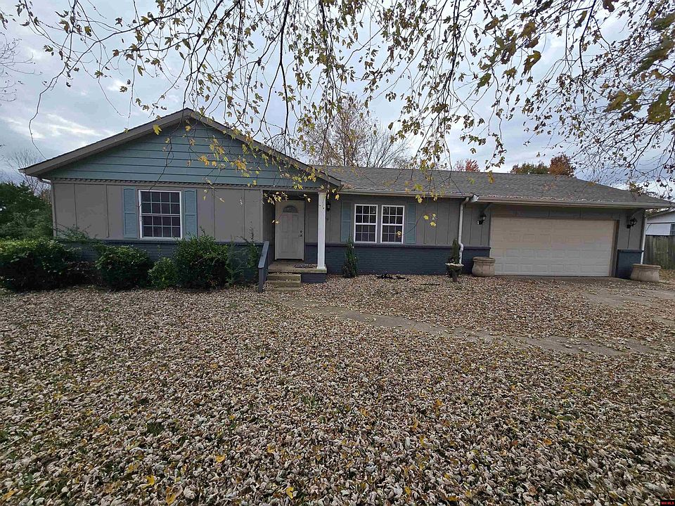 1st image of 409 Bomber Blvd