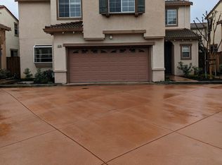 2210 Gianera St, Santa Clara, CA 95054