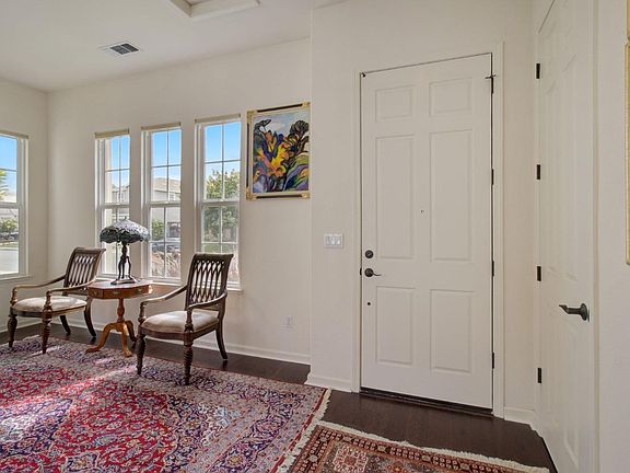 5th image of 72 Oak Grove Drive