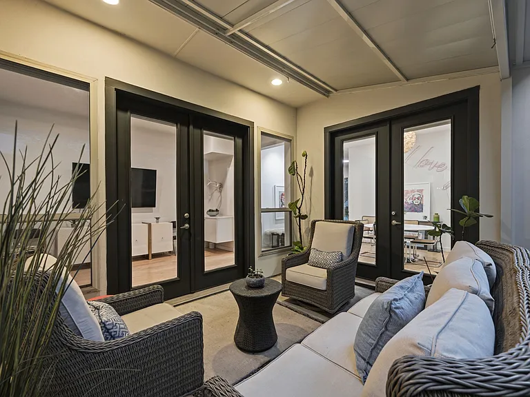 3700 W Beverly Dr — Photo 20