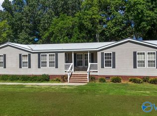 276 Star Point Rd, Guntersville, AL 35976