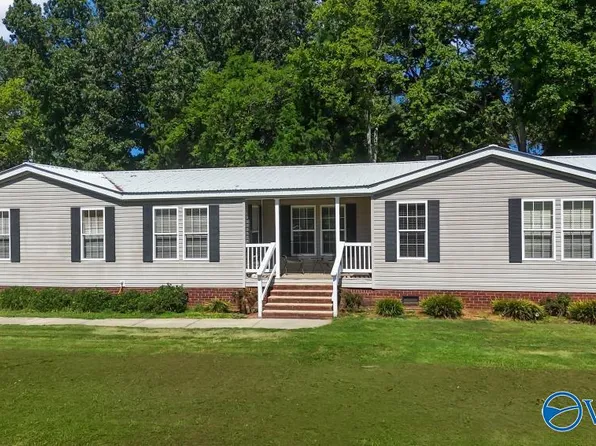 276 Star Point Rd, Guntersville, AL 35976
