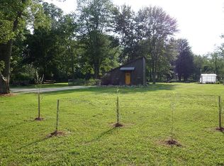 2122 Van Vleet Rd, Swartz creek, MI 48473
