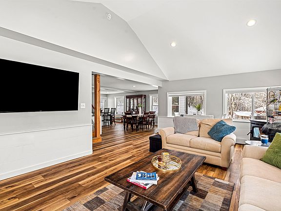 3rd image of 200 Old Peterborough Road