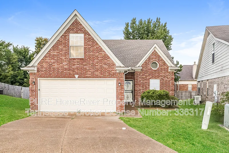 3 bed, 2.0 bath, 1557 sqft, $1,695 — Photo 1