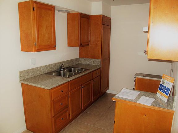 3rd image of 3561 Brenton Ave APT A