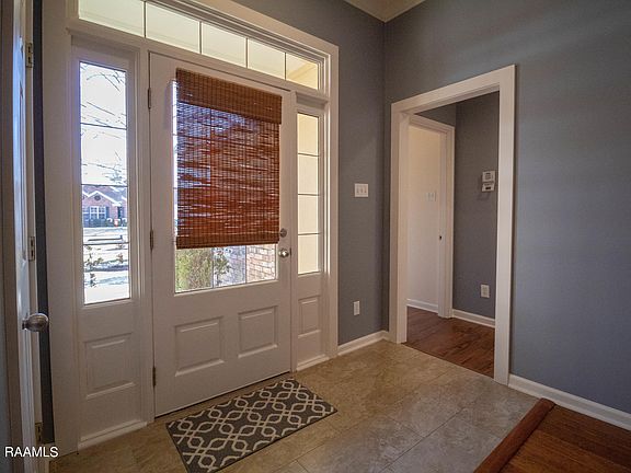 3rd image of 307 N Rushmore Ln