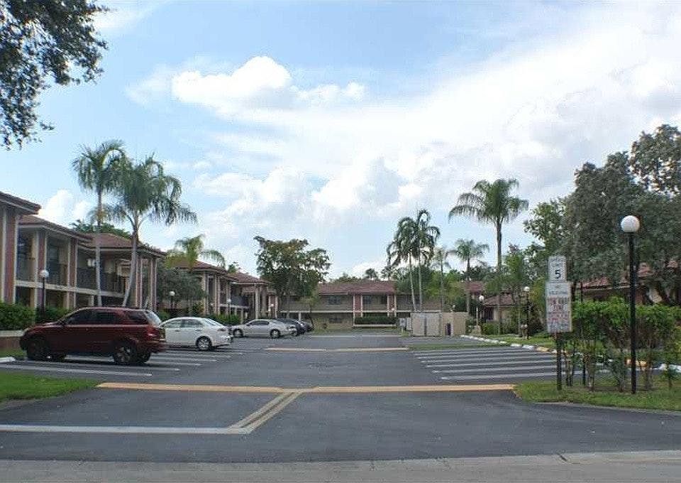 CONDO AREA