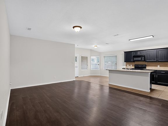 2nd image of 436 Cameron Hill Point