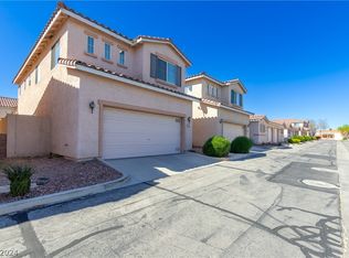 31 Belle La Blanc Ave, Las Vegas, NV 89123