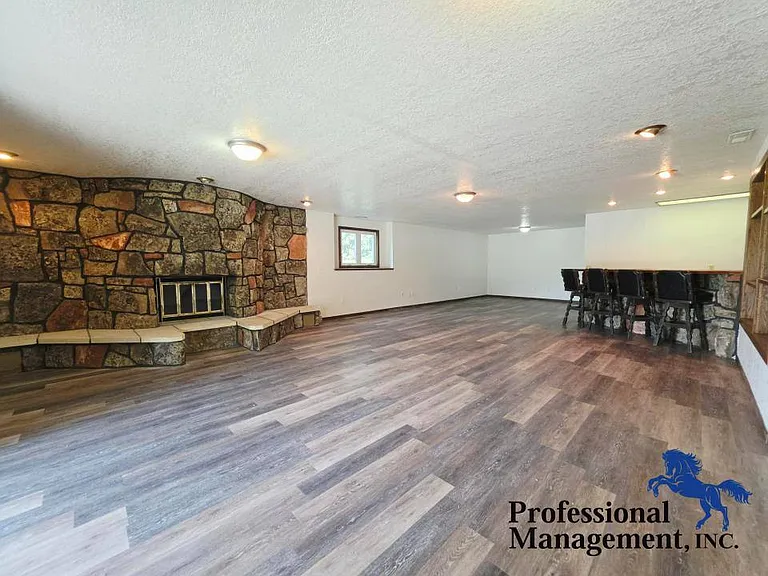 618 Sahara Dr — Photo 3