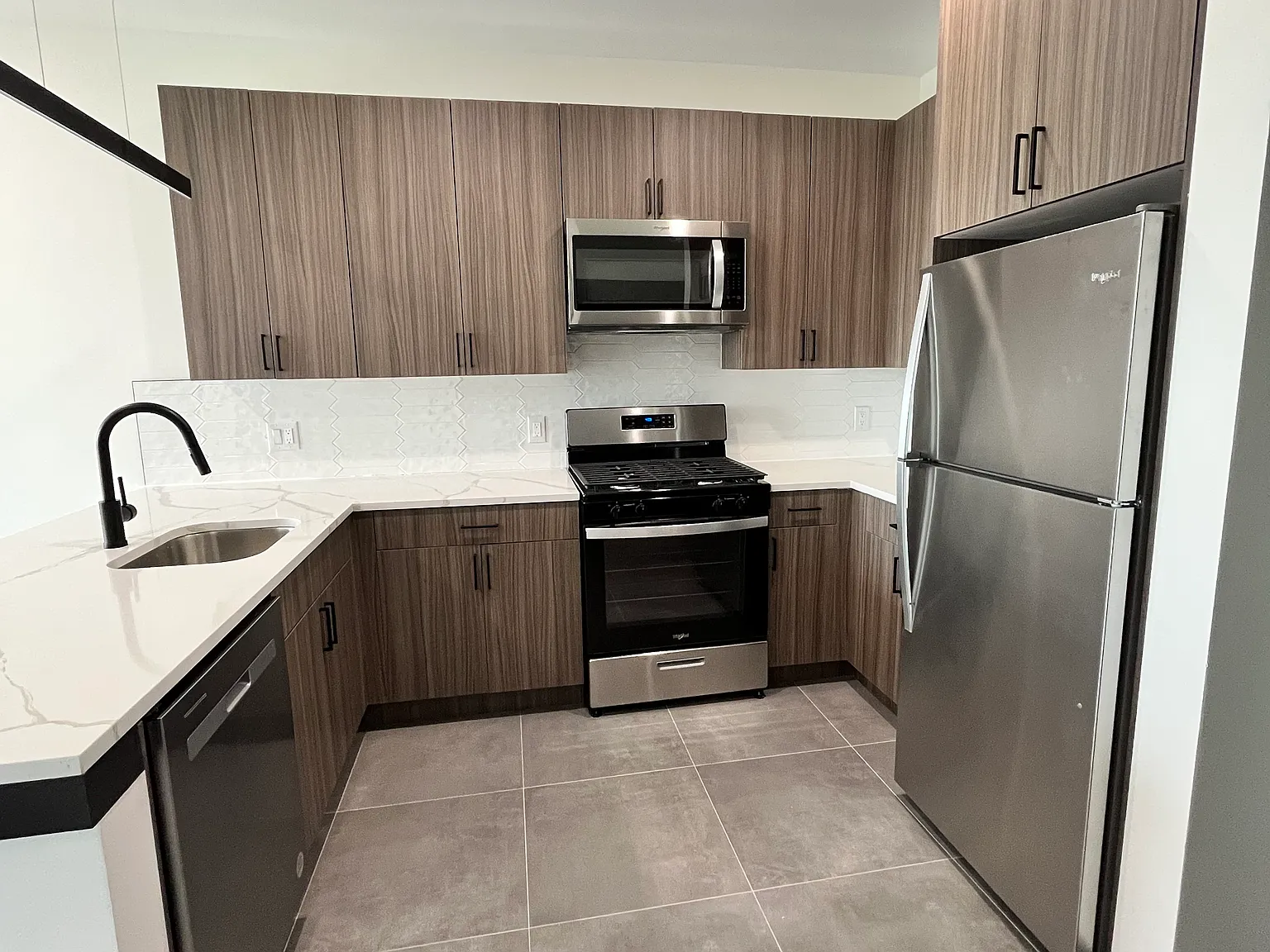 1 bed, 650 sqft, $2,600 — Photo 1