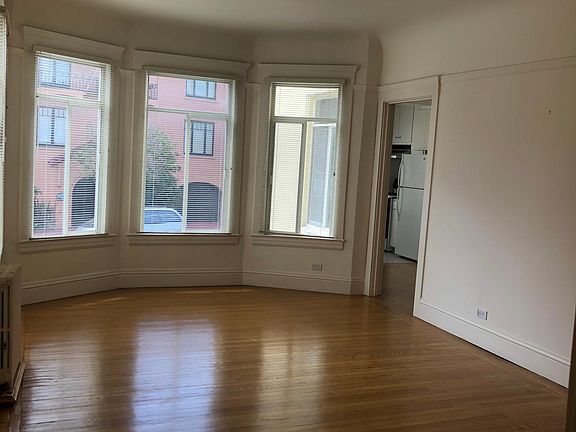 5th image of 190 Alhambra St APT 4