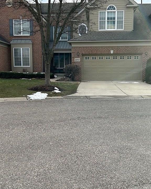 1st image of 44965 Broadmoor Cir S #73