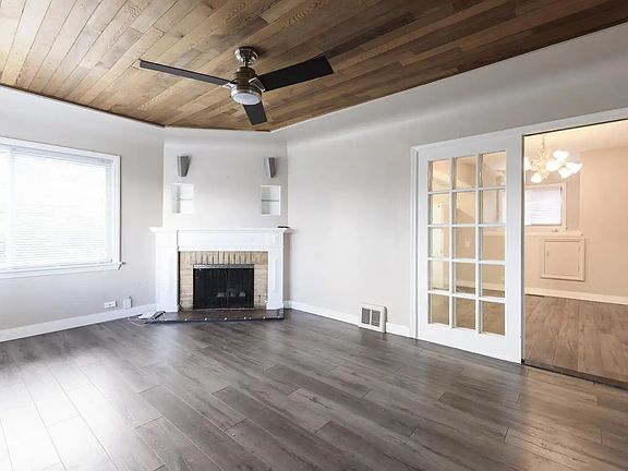 4th image of 4525 Knight St #5678