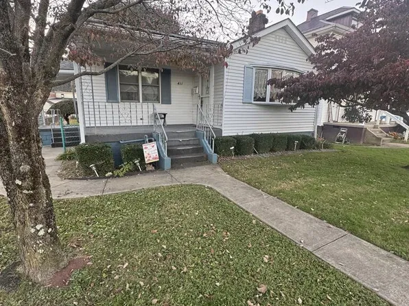 411 TOMLINSON AVE, Glen Dale, WV 26038