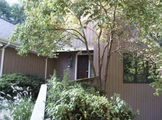 9225 Old Coach Rd, Cincinnati, OH 45249