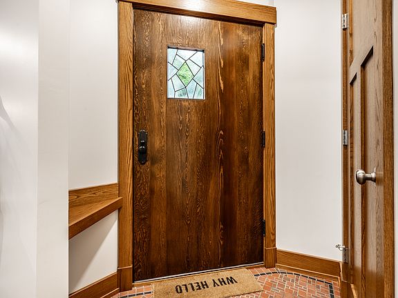 5th image of 5677 Carrollton Ave