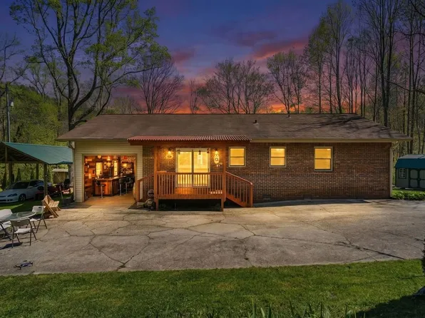 496 Jackie Cove Rd, Hayesville, NC 28904