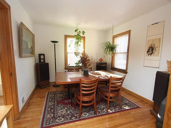 4th image of 4921 N Mulligan Ave