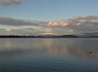 2727 Lakeshore Dr, Sagle, ID 83860
