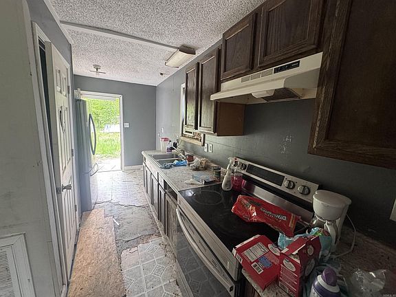 3rd image of 307 N 14th Ave