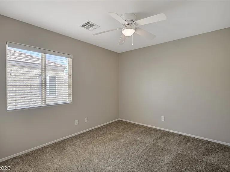 10592 Valdosta Ave — Photo 40