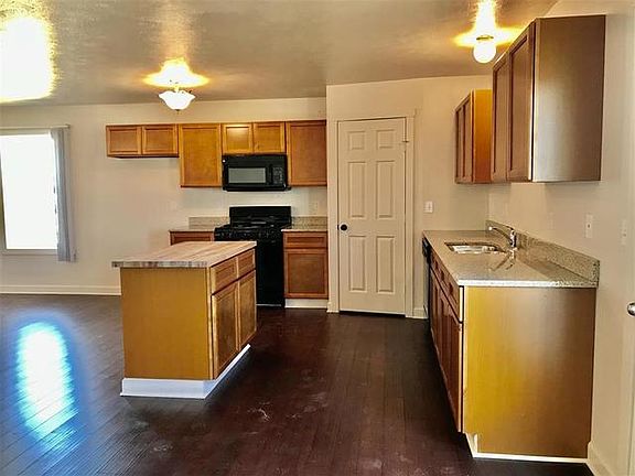 5th image of 2062 Meadow View Ln