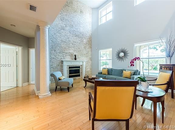 5th image of 8482 SW 137th St