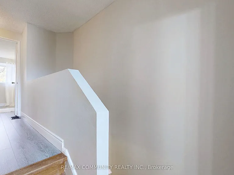 55 Collinsgrove Rd #212 — Photo 16