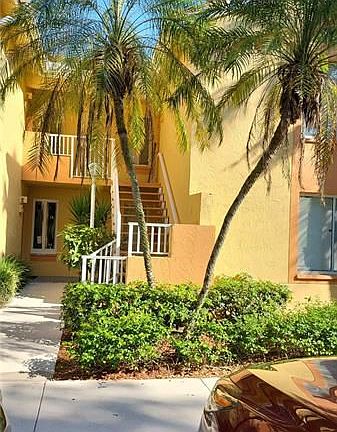 2nd image of 1138 Coral Club Dr