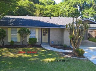 1526 W Sale Rd, Lake Charles, LA 70605