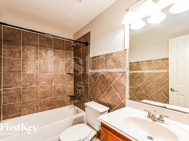 18731 Reynolds Park Dr — Photo 13