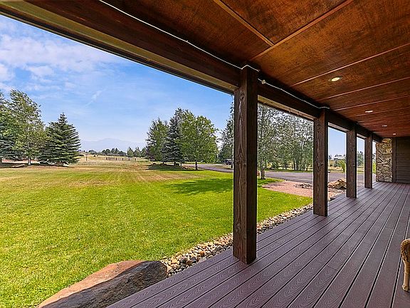 4th image of 13989 Wrangler Rd