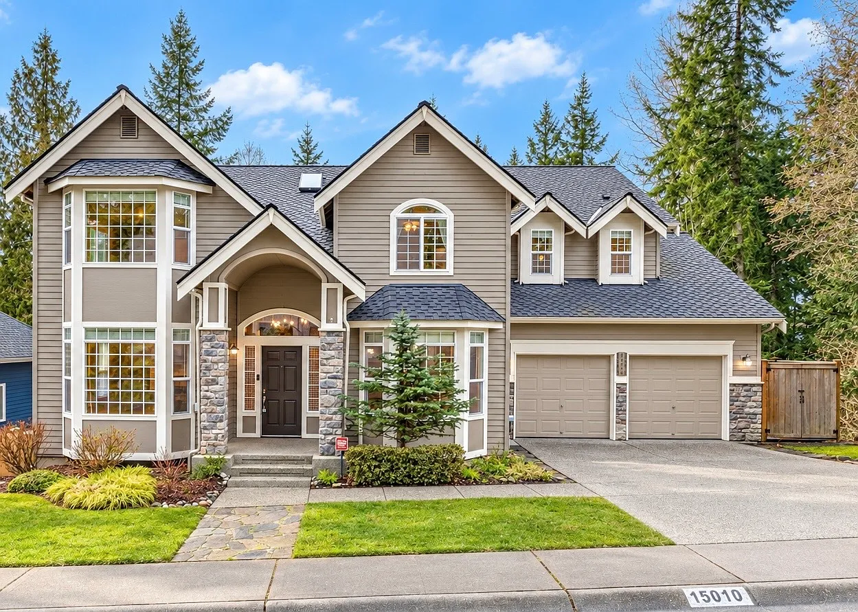 5 bed, 3474 sqft, $4,600 — Photo 1