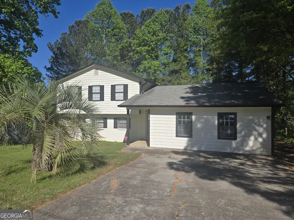 938 Iron Gate Blvd, Jonesboro, GA 30238