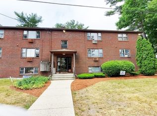 2 Brook Rd APT 11, Salem, NH 03079